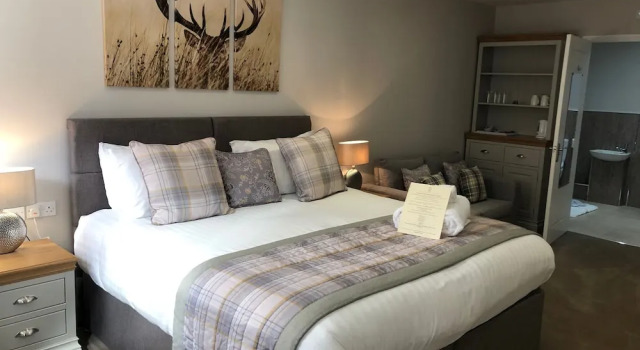 De Courceys Manor Cottages, Đặt Nhà nghỉ dưỡng Cardiff Cardiff