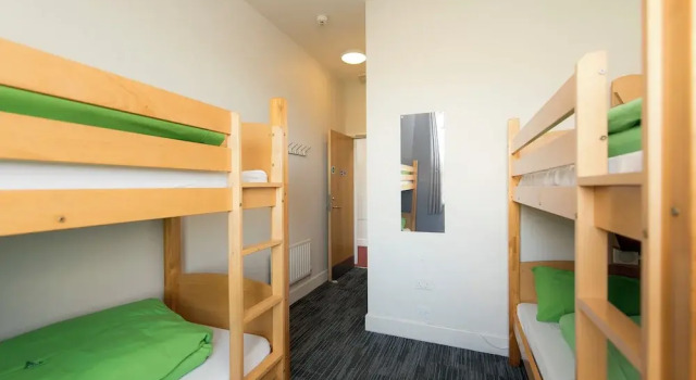 Кровать в общем номере (мужской номер) YHA National Forest - Hostel