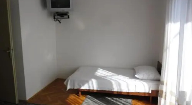 Rooms and Apartments Kurtović