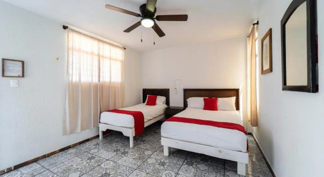Трёхместный номер Standard Hotel Posada Bugambilias
