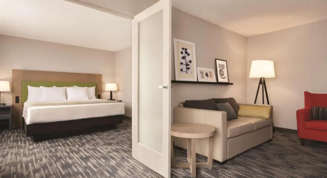 Люкс c 1 комнатой Country Inn & Suites by Radisson, Northfield, MN