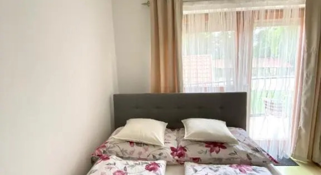 Do-Ti Apartmanház Balatonlelle, Забронировать Отель Балатонлелле Шомодь, рядом с Пляж Напфень