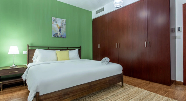 JBR Beach Front 4 Bed High Floor, Забронировать Отель Отели Эмирата Дубая 3 звезды, рядом с Остановка трамвая Marina Towers, 3*