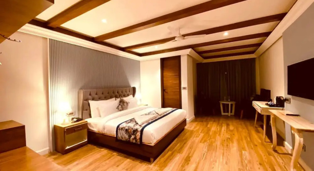 Номер Deluxe Hotel Sapling Mussoorie - 500 Mtr from Picture Palace Mall Road