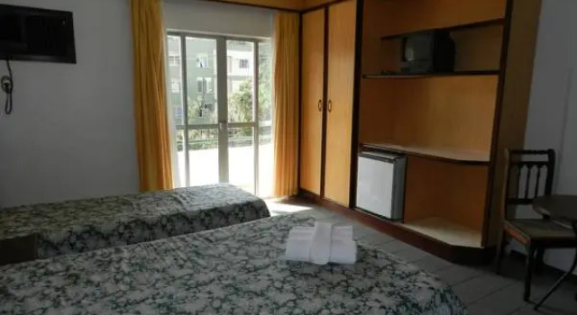 Двухместный люкс H Hotel