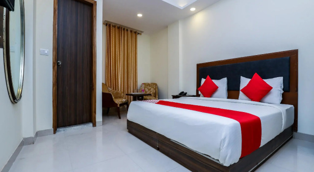 Номер Deluxe OYO 23466 Hotel Planet