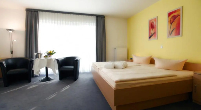 Strandhotel Plau, Забронировать Отель Плау-ам-Зе Plauer See