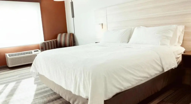 Run of House Holiday Inn Express Hotel & Suites Logansport by IHG