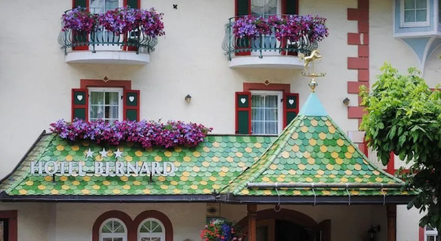 Albergo Bernard, Забронировать Отель Канацеи Трентино-Альто-Адидже