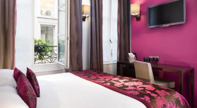 Двухместный номер Superior с балконом Hôtel Paris Louvre Opéra