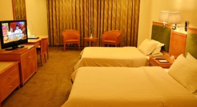 Jing Hua Hotel, Rezervasyon Otel Guangdong otoparklı oteller, Otopark
