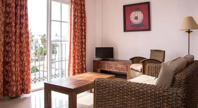 Apartamentos Plaza Cavana 5, Забронировать Апартаменты/квартира СПА-отели Нерха, рядом с Церковь Эль-Сальвадор, SPA-услуги