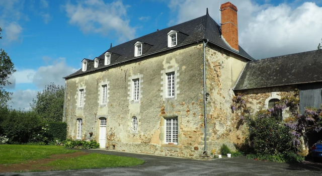 Les Grands-Aulnais, Buchen Sie Hotel Kanton Cossé-le-Vivien 