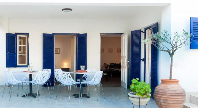Thanos Luxury Apartment in Spetses