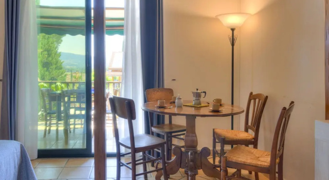 Коттедж Comfort с 2 комнатами Farmhouse in Marsciano With Vineyards Olive Groves