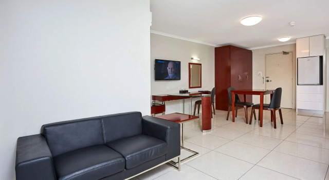 Четырёхместный номер Deluxe с балконом Best Western Casula Motor Inn