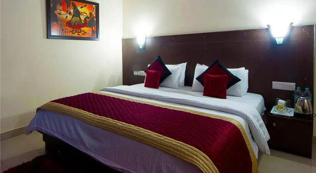 Hotel Breeze Inn, Забронировать Отель Отели Нью-Дели с завтраком, Завтраки