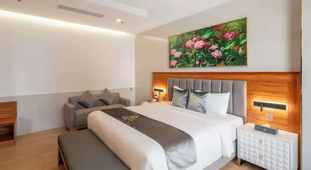 Номер Standard Le Saigon Grand Hotel