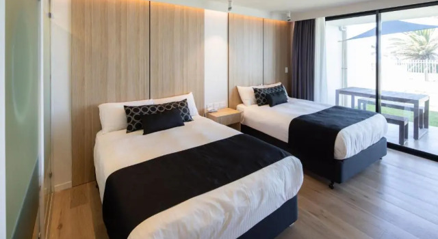 Четырёхместный номер Standard Цокольный этаж Ocean Front Motel