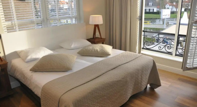 Семейный номер Standard с видом на озеро Hotel Sanders de Paauw
