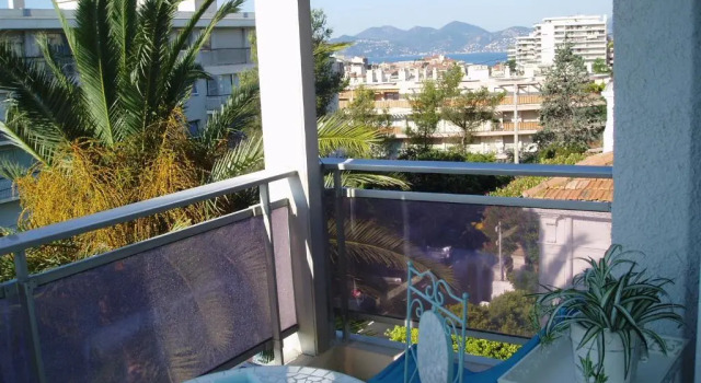 Студия Eden Residence