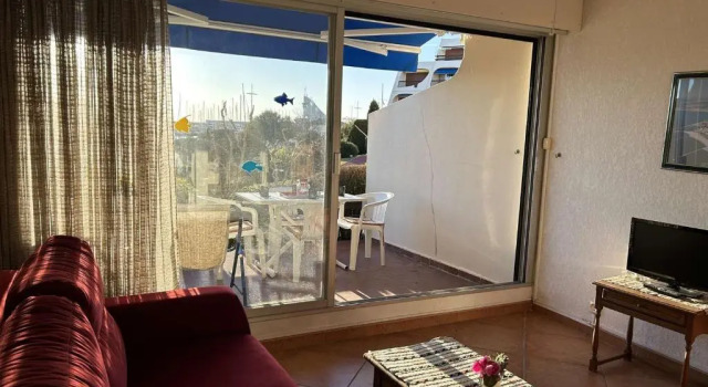Appartement Port Camargue, 1 Pièce, 4 Personnes - Fr-1-250-41, Book Apartment Hotels in Camargue with a Pool, Swimming Pool