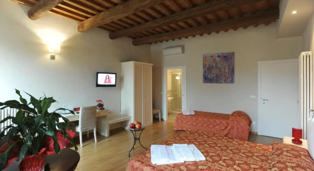 Трёхместный номер Standard Honey Rooms Ferrara