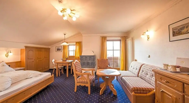 Parc Hotel Tyrol, Забронировать Отель Отели и гостиницы Кастельротто, рядом с Подъемник Маринценлифт, Отель