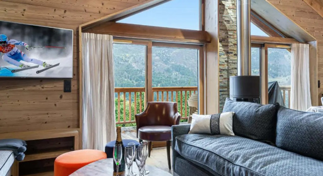 Chalet moderne à Méribel avec spa et animaux acceptés - FR-1-565-1, Забронировать Шале Виллы Овернь-Рона-Альпы, Вилла