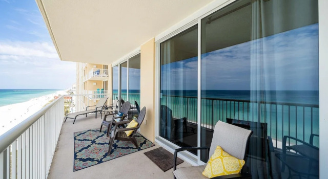 Номер Standard с балконом Majestic Beach Towers 2-901