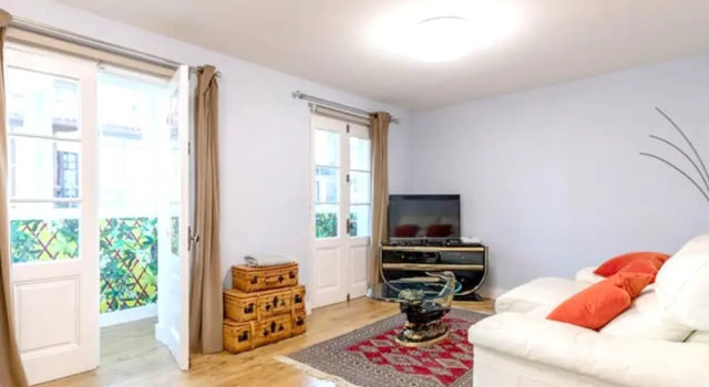Apartment With 3 Bedrooms in Getxo, With Wifi Near the Beach, Rezerwuj Apartament Hotele w Baskonia z parkingiem, Parking