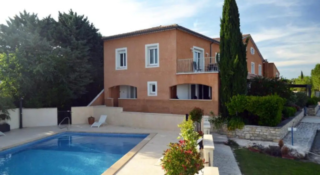 Konfor dört kişilik oda Hôtel Saint Geniès