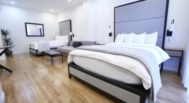 Четырёхместные семейные апартаменты hotel & spa Carré Saint-Louis