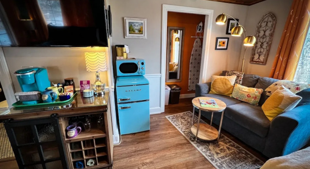 Четырёхместный коттедж Deluxe Sherwood Court Cottages & Guest Rooms