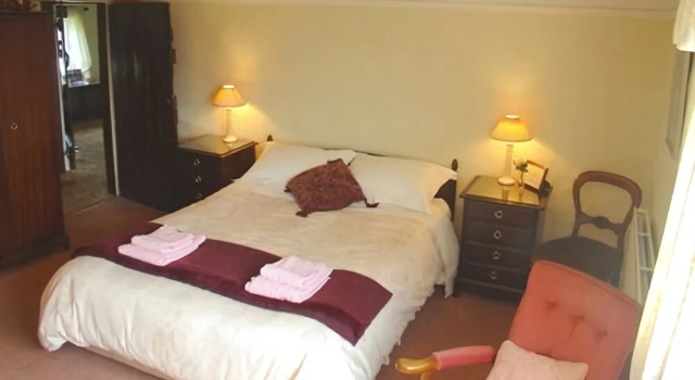 Bridge Farm Bed & Breakfast, Rezervovat Farmářský pobyt Crewe Cheshire