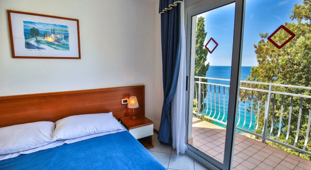Апартаменты Superior c 1 комнатой с балконом и с видом на море Horizont Resort