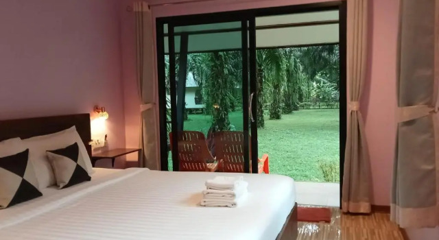Номер Standard Khao Sok Palm Garden Resort