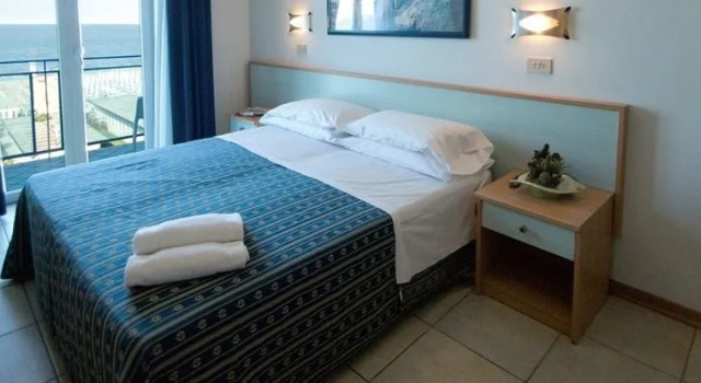 Hotel Royal, Забронировать Отель СПА-отели Червия, SPA-услуги