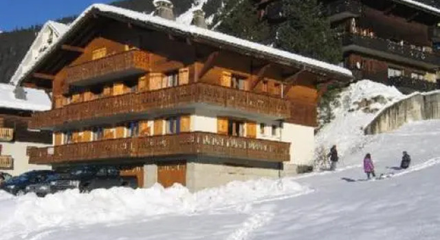 Squaw Valley, Prenota Appartamento Hotel a Alvernia con parcheggio, Parcheggio
