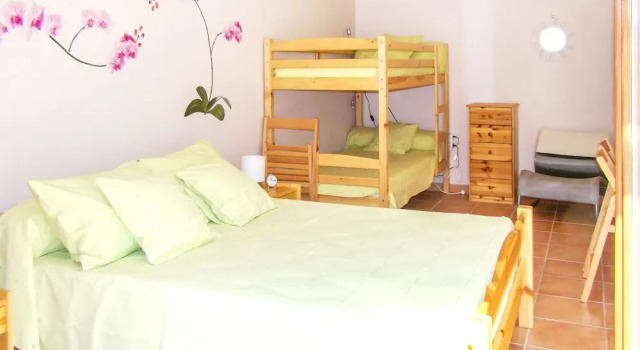 Apartment With one Bedroom in Fayet, With Wonderful Mountain View, Enc, Book Apartment Fayet Aveyron