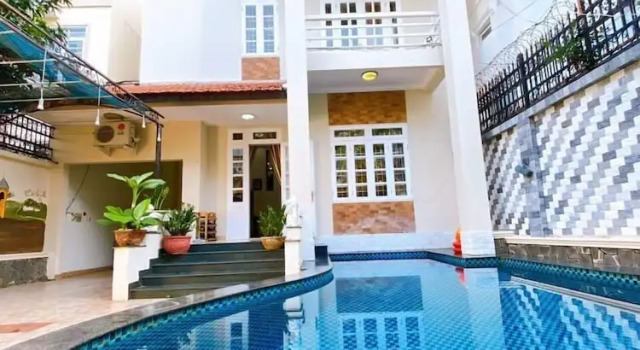 Viva Villa Vung Tau, Забронировать Вилла Отели Вунгтау с парковкой, рядом с Статуя Иисуса Христа, Парковка