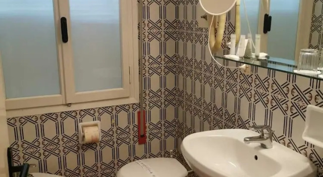 Четырёхместный номер Standard Hotel Valdor