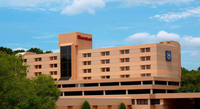 Sheraton Charlotte Airport Hotel, Брондау Қонақ үй Шарлотт Солтүстік Каролина
