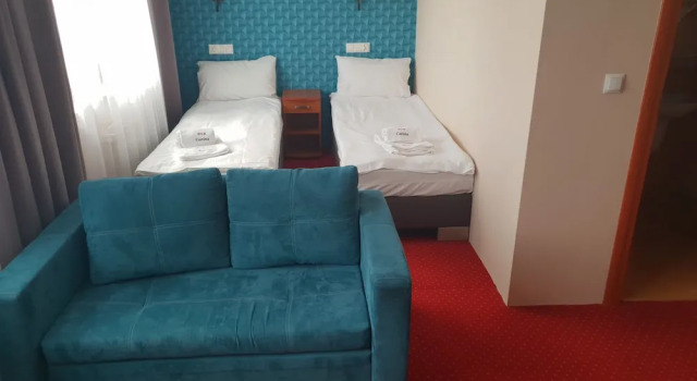 Hotel Carina, Varaa Hotelli Tczew Pommeri