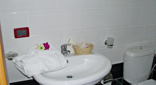 Двухместный номер Classic Jolly Hotel