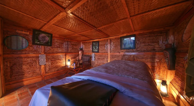 Nkuringo Gorilla Camp, Reserva ahora Hotel Hoteles y alojamientos en Western Uganda, Hotel