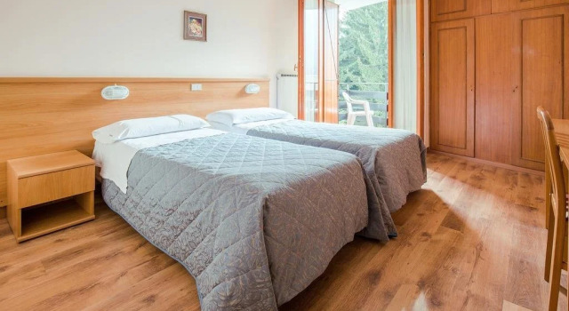 Hotel Kennedy, Buchen Sie Hotel Caspoggio Veltlin
