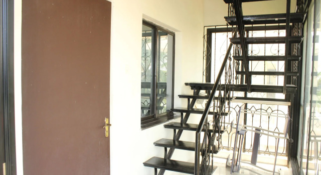 OYO 9359 Modern Penthouse Candolim, Book Hotel Hotels in Goa with a Pool, Swimming Pool