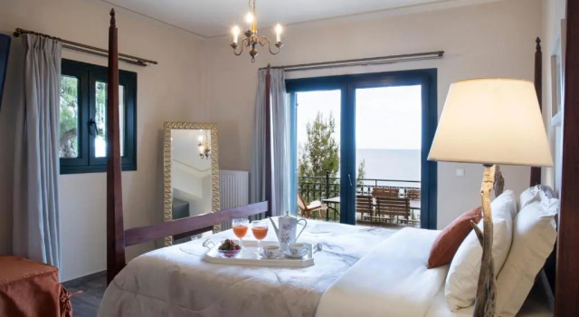 Люкс Deluxe Avra Private Suites