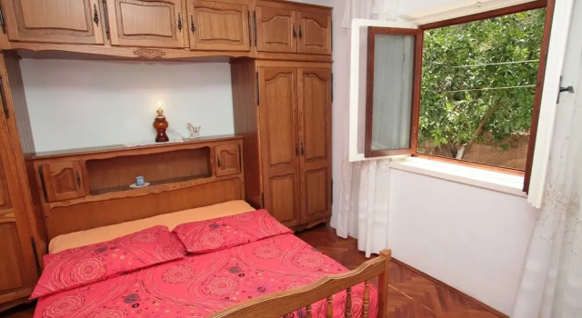 Apartment Uljevic, Забронировать Апартаменты/квартира Отели в центре Мастринка, в центре